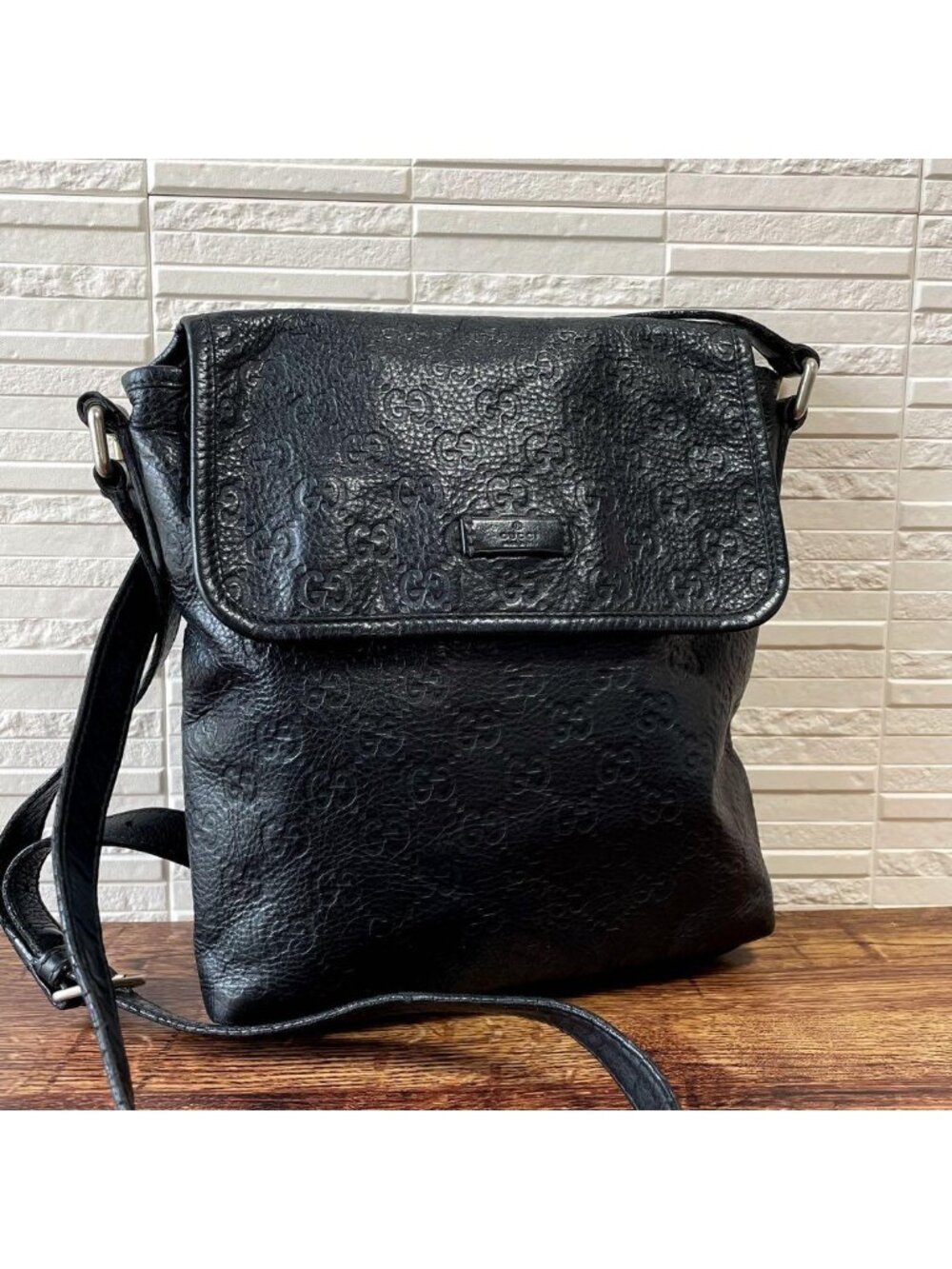 Gucci GG Guccissima Leather Shoulder Bag Messenger All Over Print Black